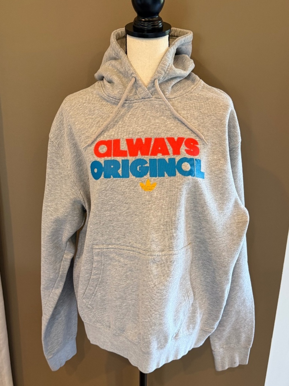 Adidas ALWAYS ORIGINAL Gray Hoodie Sweatshirt, Front Pocket, Size Large